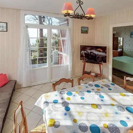 2 Bedroom Lovely In Holiday home *
