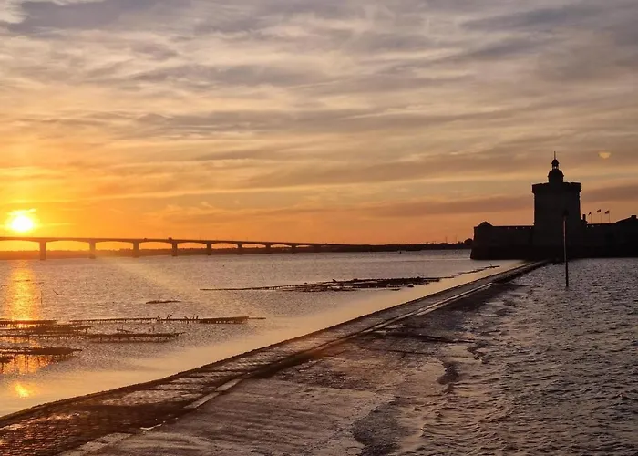 Casa de Férias Lovely In Meschers-sur-Gironde